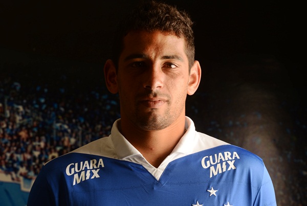 Diego Souza atacante do Cruzeiro